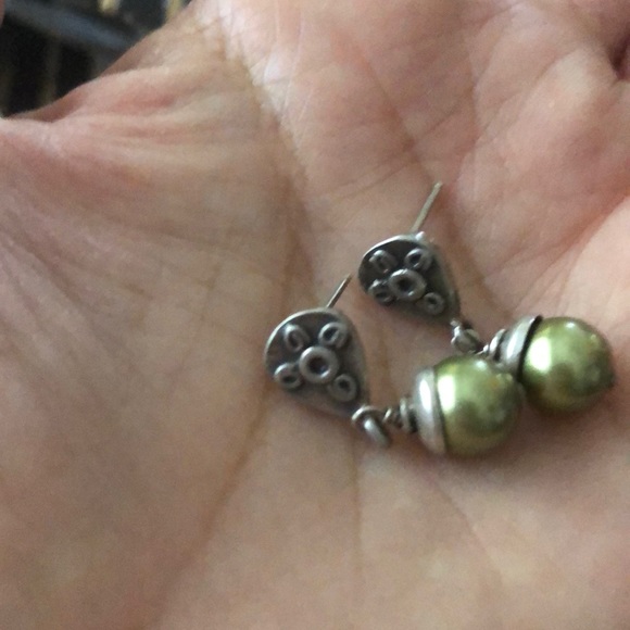 Beth Orduna Sterling pearl drop earrings - Picture 4 of 7